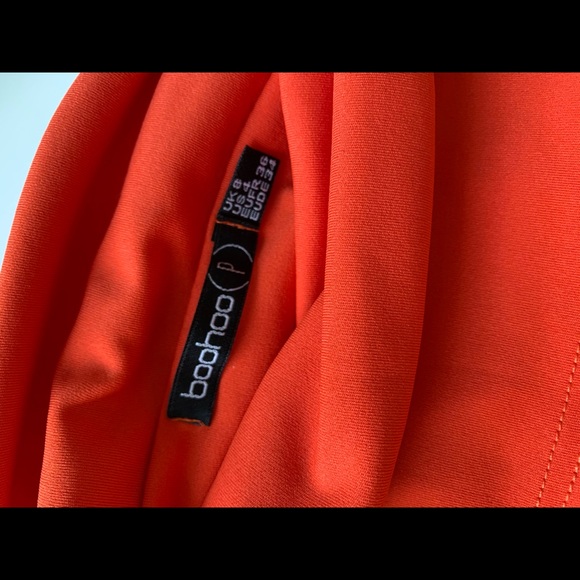 BOOHOO Petite Asymmetric Off Shoulder Dress - Picture 3 of 8